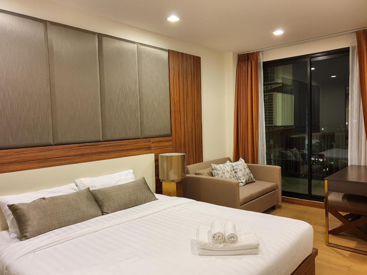 The Astra Suites Chiang Mai Exterior photo