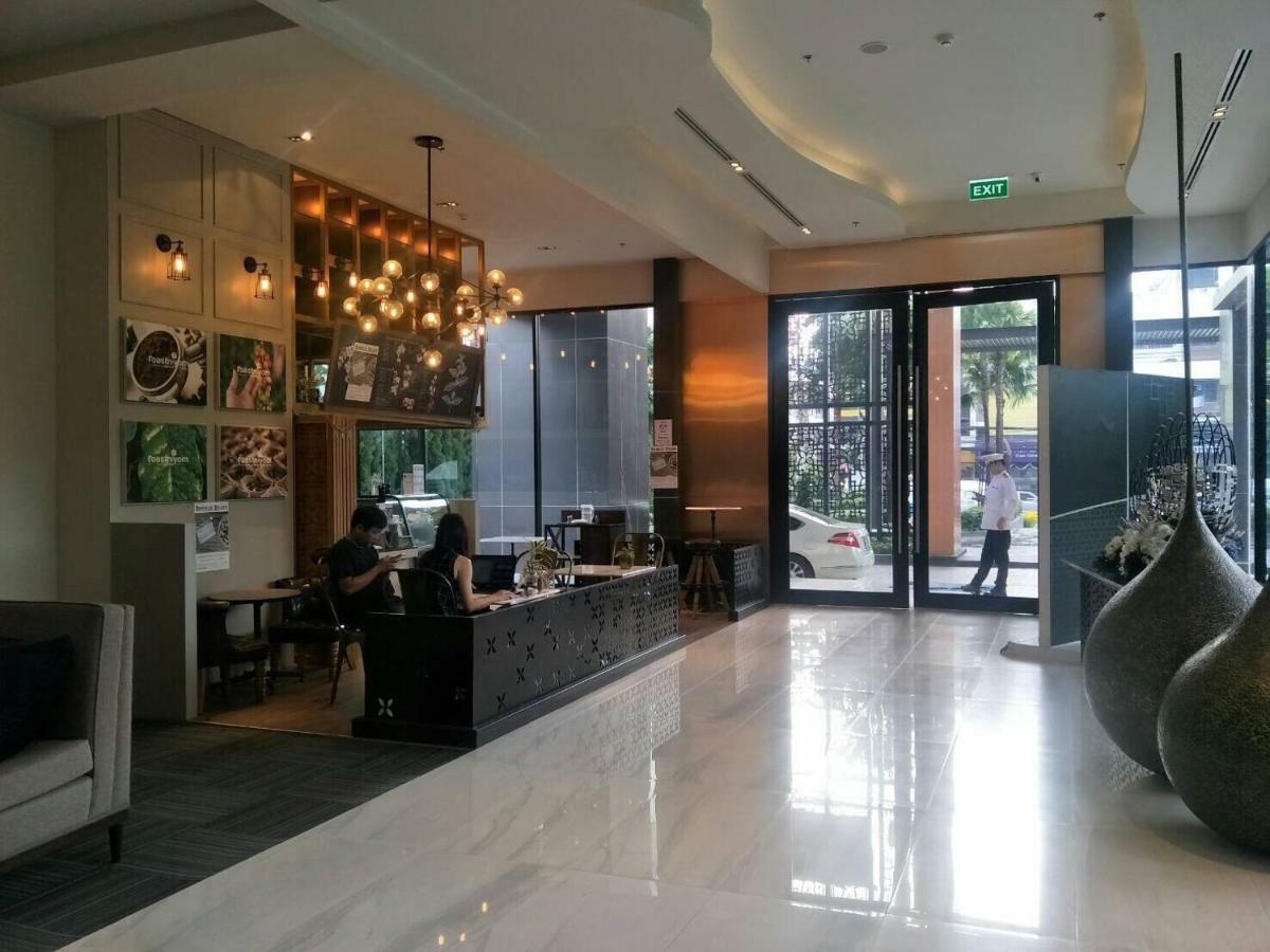 The Astra Suites Chiang Mai Exterior photo