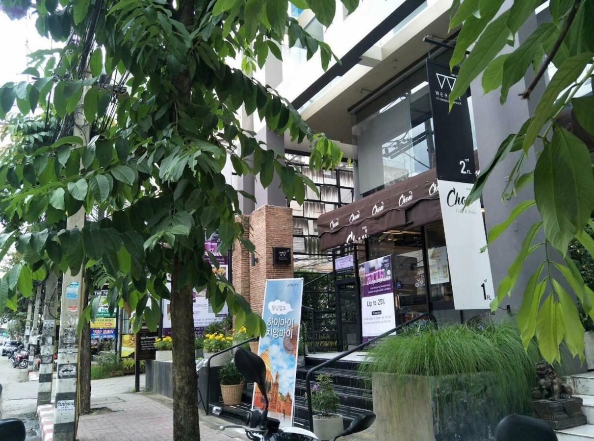 The Astra Suites Chiang Mai Exterior photo